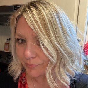 Meet your Posher, Mari